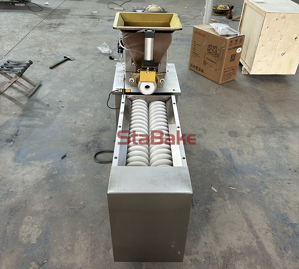 dough shaping and cutting machine