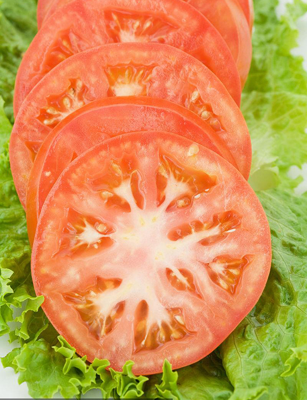 sliced tomatoes